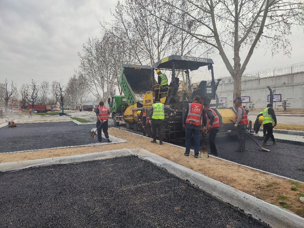 高效瀝青路面施工，縮短等待暢行的時間