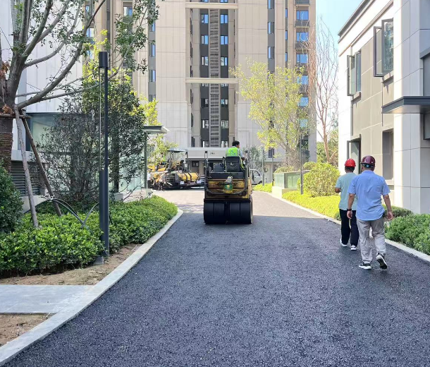 鄭州瀝青攪拌站從設(shè)計(jì)到養(yǎng)護(hù)，我們提供全周期服務(wù)